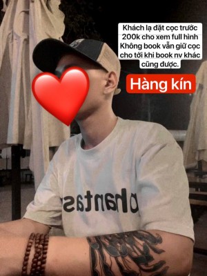 Hàng kín
