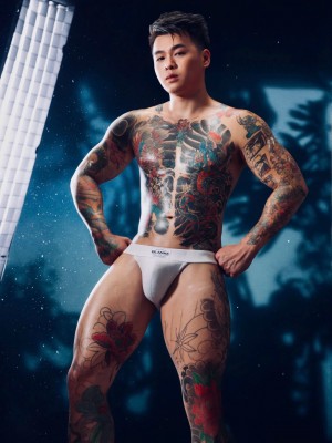 Hùng
