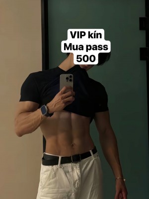 Model hotboy